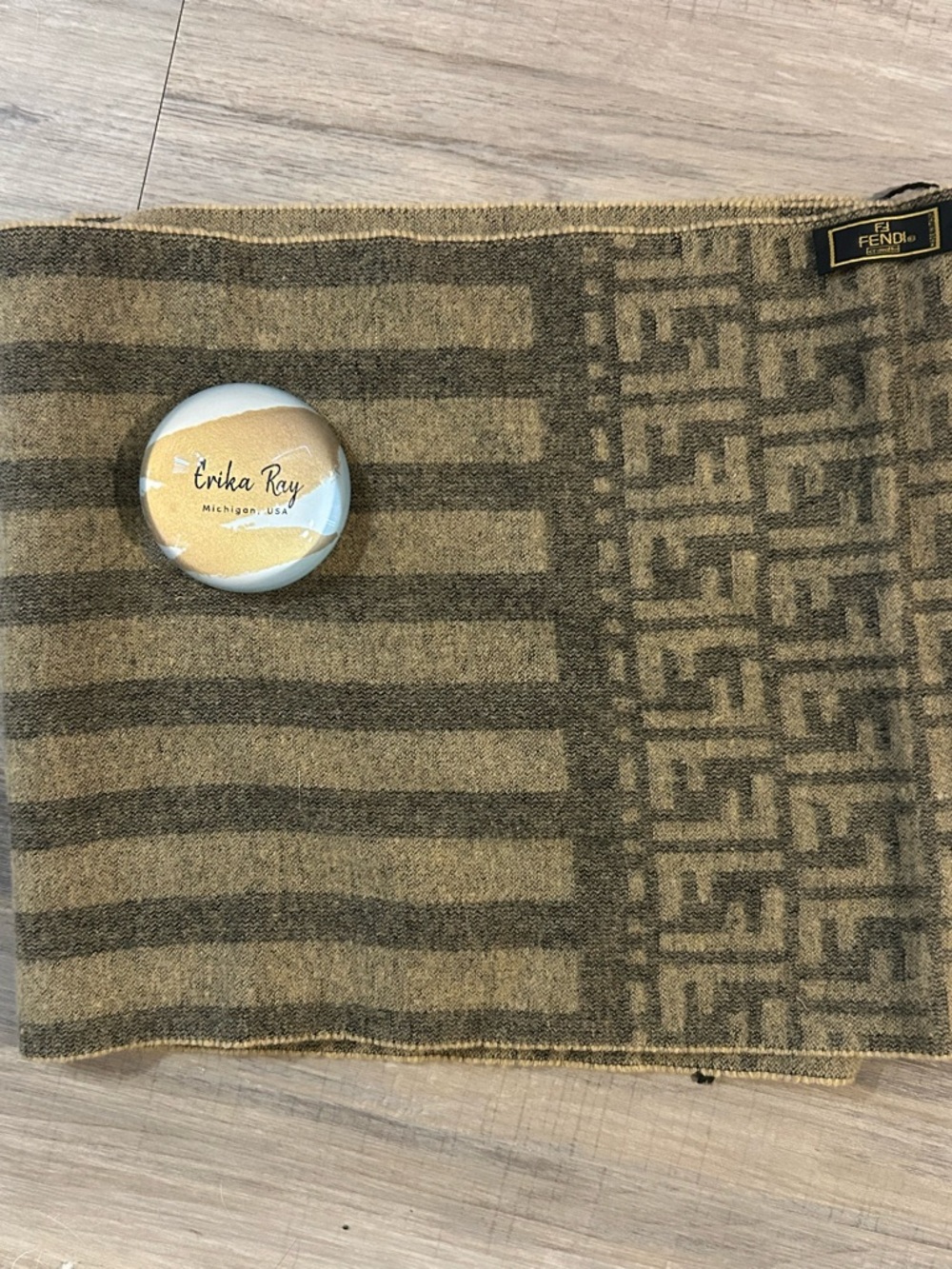 Fendi‎ Beige and Gray Signature Monogram Lambswool Scarf - Picture 7 of 14